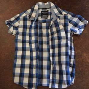 Boys button up shirt size 5/6